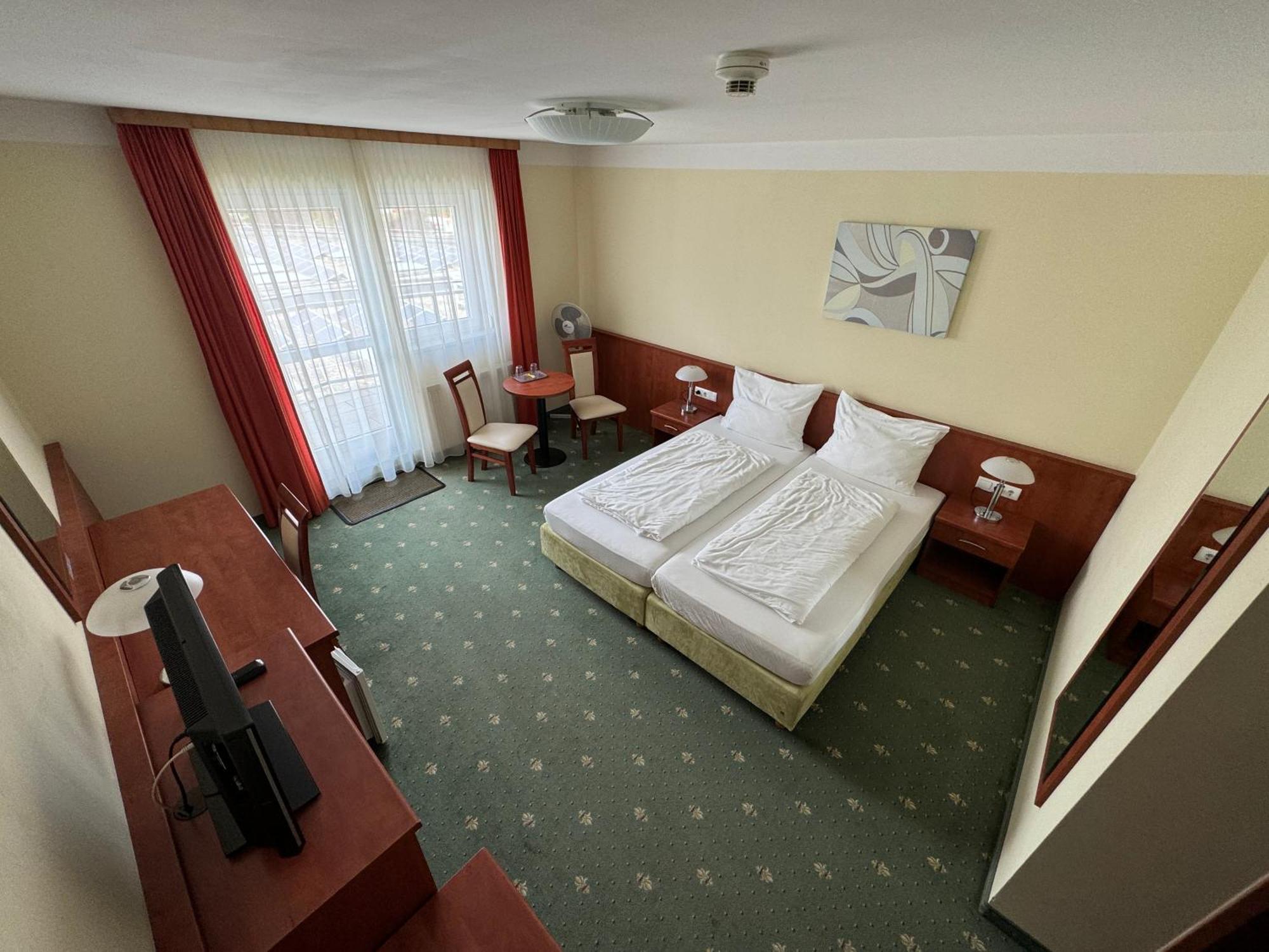 Hotel Breitenlee Wien Eksteriør billede