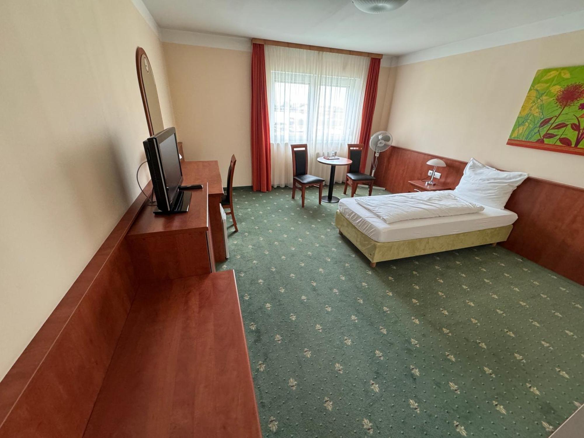 Hotel Breitenlee Wien Eksteriør billede